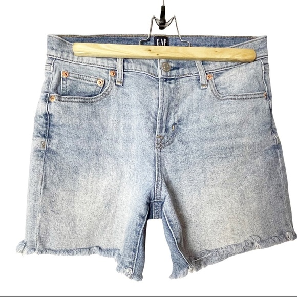 GAP Pants - GAP Women's Jean Shorts Size 27  Cutoff Frayed Light Indigo Blue.